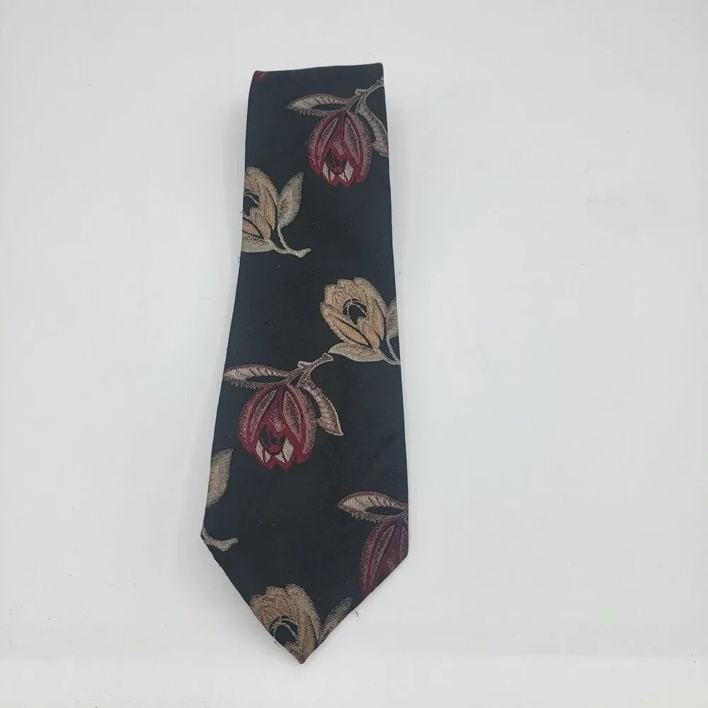 Mens Necktie Black Muilti Colored Towncraft, size 58x 3.5 inch Vintage
